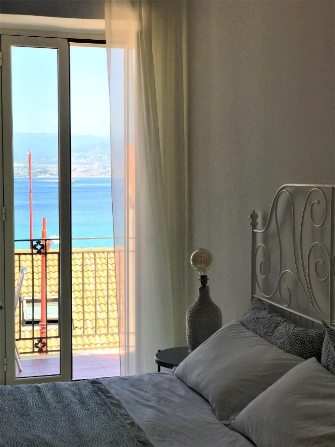 Vecchia Paradiso - A Un Passo Dal Mare Messina Exteriér fotografie